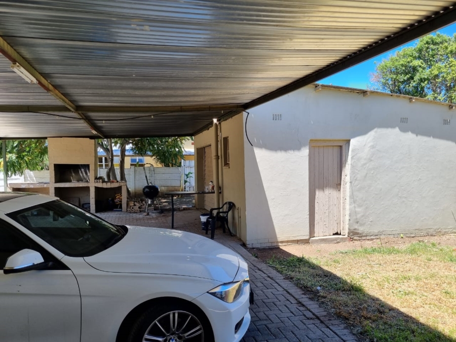 3 Bedroom Property for Sale in Noordhoek Free State